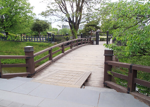 松本城二の丸北門橋